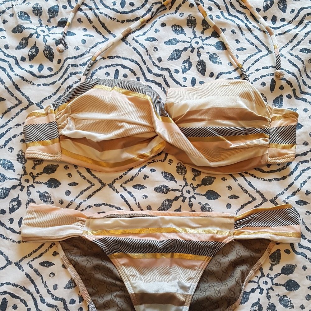 Victoria's Secret Twist Front Bandeau Bikini Set